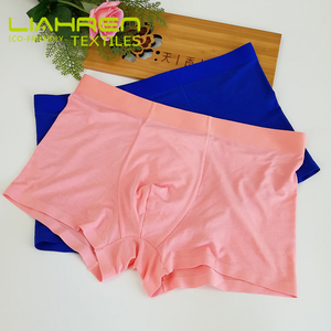 <span class=keywords><strong>Boxer</strong></span> da <span class=keywords><strong>Uomo</strong></span> in Fibra di Bambù Traspirante e Spandex, Morbidi, Antibatterici, <span class=keywords><strong>Senza</strong></span> <span class=keywords><strong>Cuciture</strong></span>, Comodi per l'Atletica - Product Image 6