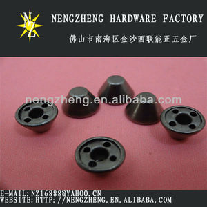 8mm de hierro negro cubo de prendas de vestir de remache y espárragos - Product Image 1