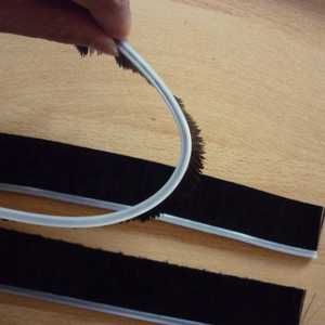 Tdf Hot-Smelten Plastic Kanaals Flexibele Strip Weer Borstel - Product Image 3