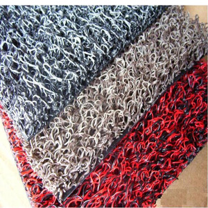 Tapis de voiture en PVC épais et résistant avec dos à picots en rouleaux - Product Image 2