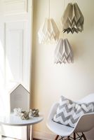 Lanterne en origami faite à la main, écologique, incroyablement belle, avec abat-jour blanc et taille personnalisable – Vente flash