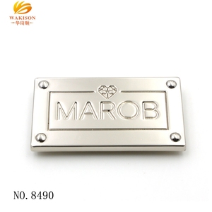 Fábrica personalizado hacer marca emblema de metal con logo debossed - Product Image 5