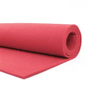 Gerecycleerde Pet/100% Polyester Materiaal Naaldvilt Niet Geweven Stof Geweven Soft Kleur Vilt 1Mm Stof Rolls Met hoge Kwaliteit