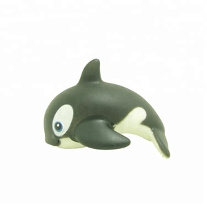 Vente en gros de jouets de <span class=keywords><strong>bain</strong></span> <span class=keywords><strong>pour</strong></span> enfants animaux de la mer requin d'un an gicler figurine cadeau <span class=keywords><strong>pour</strong></span> bébés - Product Image 2