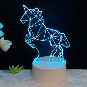 Lampe de Table 3D en forme de <span class=keywords><strong>licorne</strong></span>, lumière changeante entre 7 couleurs, luminaire décoratif d'intérieur, idéal pour un bureau, une chambre à coucher ou comme cadeau de noël pour enfants - Product Image 6