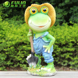 Statua di rana a grandezza naturale, ornamento da giardino in stile cartone animato - Product Image 1