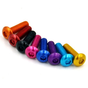 Iso7380 đen đỏ <span class=keywords><strong>M3</strong></span> M4 M5 M6 M8 Anodized nút đầu Hex Ổ nhôm bu lông nhôm vít - Product Image 4