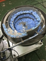 Assemblage de lancette de sang de sécurité faisant la machine
