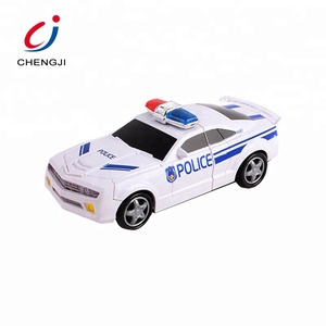 Produit le plus vendu : voiture électrique universelle transformable en robot de police - Product Image 4