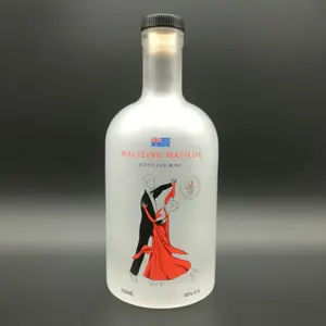 Üretici marka kendi votka Için 750 ml Şeffaf Cam Şişe Alkol