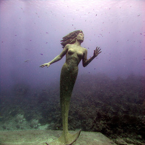 Nieuwe ontwerp goede kwaliteit gegoten brons mermaid met vis sculptuur voor tuin decoratie - Product Image 3