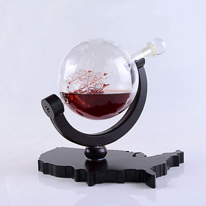 Décanteur de whisky globe gravé 850ML - Product Image 4