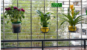 3 conta Oltre La Ferrovia Recinzione Finestra Appeso Ferro Metallo di Fiori Fioriera Vaso Cesto di Supporto Del Basamento - Product Image 5