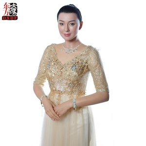 Simulatie Realistische Custom Made Menselijk Size Welkom Lady Siliconen Modellen Voor Hotel - Product Image 6