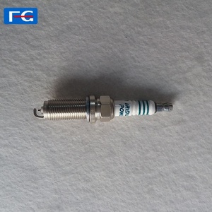 Bujía de iridio de alta calidad <span class=keywords><strong>IXUH22</strong></span> 5353, bujía de iridio/platino para motor de accesorios de coche de Japón - Product Image 3