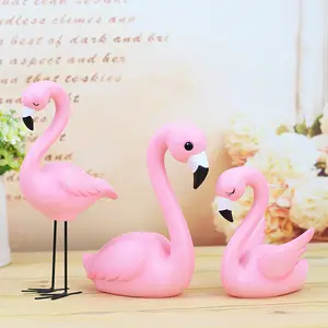 Wholesale Stock Small Order Home Decoration Resin Crafts Flamingo Piggy Bank