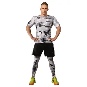 Kamuflaj spor eğitim giyim hızlı kuru Camo T shirt üstleri tayt dokuma şort üç adet set spor tayt