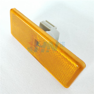 <span class=keywords><strong>Ricambi</strong></span> <span class=keywords><strong>Auto</strong></span> per Camion, Lampada Laterale a LED per Mercedes Benz 0005445411/0005445211 - Product Image 3