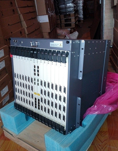 Hua wei <span class=keywords><strong>ADSL</strong></span> IP DSLAM MA5600 avec 896 utilisateurs <span class=keywords><strong>ADSL</strong></span> avec carte ADEE - Product Image 2