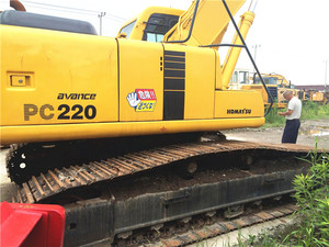 Excavatrice utilisée PC220 de KOMATSU PC220-6 à vendre - Product Image 4