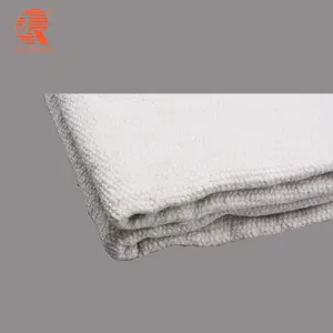 Устойчивая к высоким температурам ткань из керамического волокна, усиленная стекловолокном
