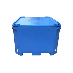 Large insulated fish cool ice box for frozen seafood transport