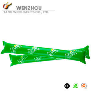 Bâton lumineux festif et de fête avec pompons, bâton lumineux en mousse LED - Product Image 2