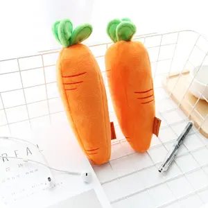 Nieuwe Korea Hot Sale Schattige Wortelvormige Potloodzak Etui Voor Kinderen Creatieve Groenten Zakje Tas