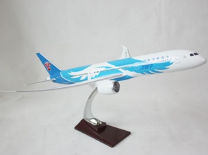 Modelo de avión de alta calidad BOEING B787-9 DREAMLINER, modelo de avión aéreo de CHINA, escala 1/150 - Product Image 4