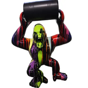 Statua di Gorilla <span class=keywords><strong>in</strong></span> <span class=keywords><strong>Resina</strong></span> con Grande Dipinto Geometrico <span class=keywords><strong>in</strong></span> Fibra di Vetro, Arte Moderna Personalizzata - Product Image 1