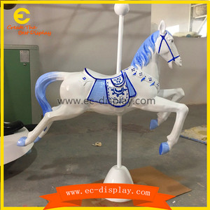 Tượng Điêu Khắc Ngựa Nhựa Thủ Công Mỹ Nghệ - Product Image 2