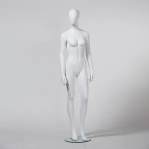 Angepasst Verschiedene Haltungen Modenschau Weißes weibliches sexy Kleid lebensgroße Schaufenster puppe Ganzkörper