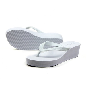 Groothandel lady print schoen sandaal <span class=keywords><strong>flipflop</strong></span>, hoge hak pvc wit platform wedge flip flop, <span class=keywords><strong>eva</strong></span> outdoor slipper voor vrouwen hak