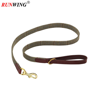 Correa de perro de mosquetón simple táctico de lujo con mango de cuero genuino de patrón sólido y Material de Tweed para caminar cómodo - Product Image 1