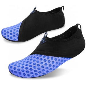 Mens Swim Scarpe di Acqua A Piedi Nudi Aqua Calzini per la Spiaggia Piscina Surf Yoga Scarpe