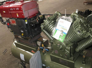 Compresor de aire diésel, 22.5m3, 14bar/180 <span class=keywords><strong>hp</strong></span>, cfm, entrega rápida - Product Image 4