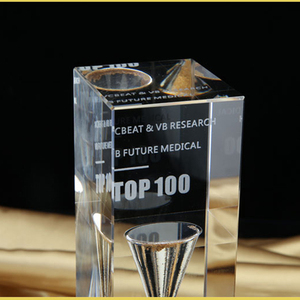 Bán Buôn Mới Bán Hot Thiết Kế Thời Trang Đồng Hồ Cát Pha Lê <span class=keywords><strong>Trophy</strong></span> Cho Trang Trí - Product Image 6