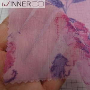 Tissu de robe en mousseline de soie froissée en polyester 100% imprimé floral pour vêtement de lingerie de mariage - Product Image 4