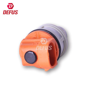 Nuovo di zecca di alta qualità iniettore di carburante IWM52300 per <span class=keywords><strong>Punto</strong></span> Lancia Y 1.1L 1.2L prezzo di fabbrica parti di carburante ugelli di carburante IWM523.00 - Product Image 3
