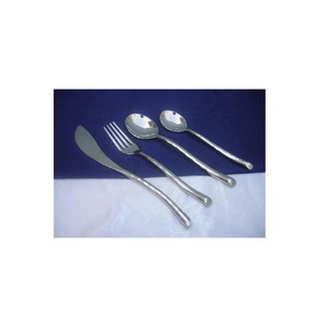 Stainless Steel Portable Fancy Cutlery <b>Set</b> of 4 Pieces Designer Classic Look Vintage Antique <b>Flatware</b> <b>Set</b> Tabletop Cutlery <b>Set</b> - Product Image 2