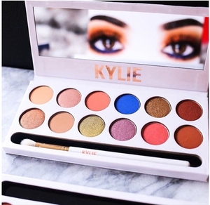Kylie <span class=keywords><strong>jenner</strong></span> al por mayor paleta de sombra de ojos 12 colores con cepillo y polvo - Product Image 2