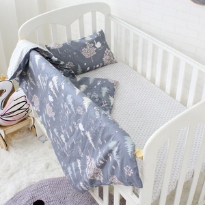 3 pièces 100% Coton bio Enfants <span class=keywords><strong>Lit</strong></span> Linge <span class=keywords><strong>De</strong></span> <span class=keywords><strong>Lit</strong></span> Pare-chocs Oreiller Couette Feuille <span class=keywords><strong>de</strong></span> Berceau Bébé Ensembles <span class=keywords><strong>De</strong></span> Literie - Product Image 3