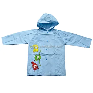 คุณภาพสูง sky blue pvc พลาสติกสัตว์พิมพ์เสื้อกันฝนเด็ก