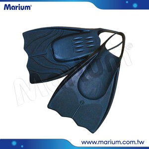 Short Blade Durable Natural Rubber Fins Water Sport Swimming Fins - Product Image 1
