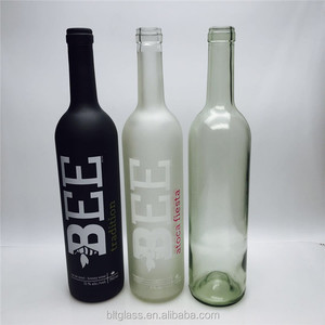 Lege Matzwarte Logo Gedrukt Donker Matte Glazen Rode Wijnfles Met Kurk 750Ml - Product Image 4