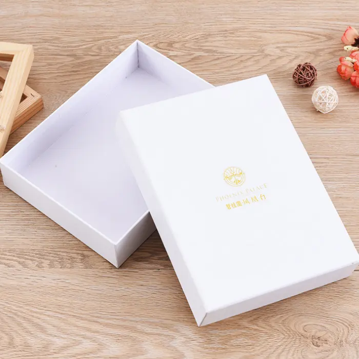 Rigid 2 Pieces Lid Off Cardboard White Gift Box Packaging