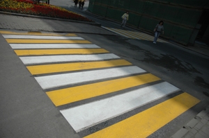 Pékin 18 ans usine <span class=keywords><strong>feu</strong></span> chauffant blanc/jaune ruban de marquage de route thermoplastique préformé - Product Image 4