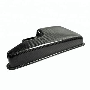 Couvre-réservoir d'expansion de liquide de refroidissement en fibre de carbone GTR R35, finition brillante, kit de carrosserie moteur - Product Image 4