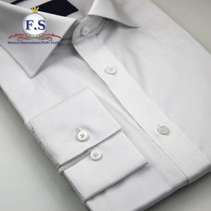 Camicia da uomo in cotone 100% alla moda di fascia alta con collo alto spaccato bianco puro abito in popeline camicia personalizzata