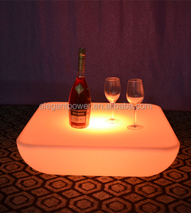Comptoir de Bars <span class=keywords><strong>LED</strong></span> Moderne Glowing Barras <span class=keywords><strong>Led</strong></span> Intérieur/Extérieur Table Basse Rectangulaire Design Plastique pour Meubles de <span class=keywords><strong>Bar</strong></span> à la Maison - Product Image 2